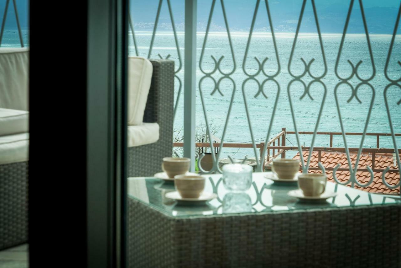 Apartments L&L Дуги Рат Екстериор снимка
