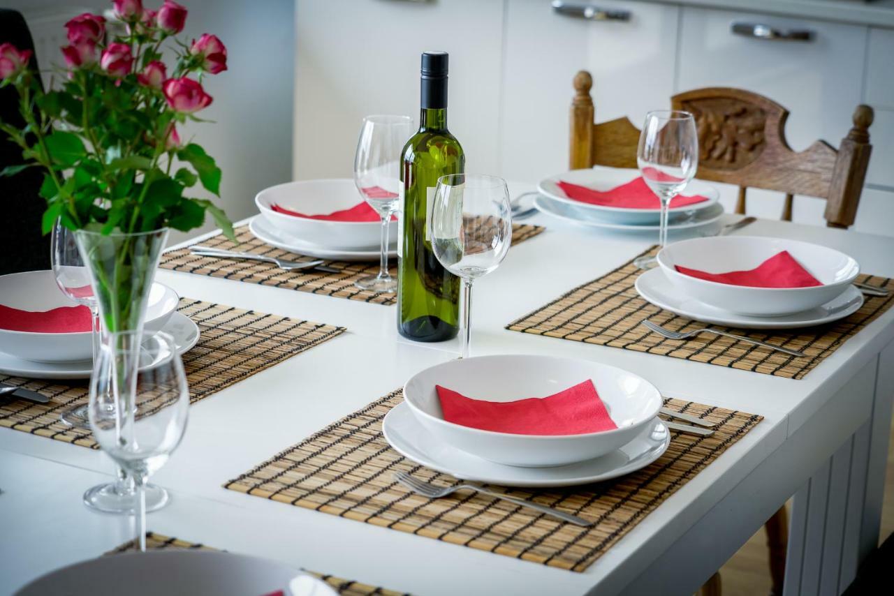 Apartments L&L Дуги Рат Екстериор снимка